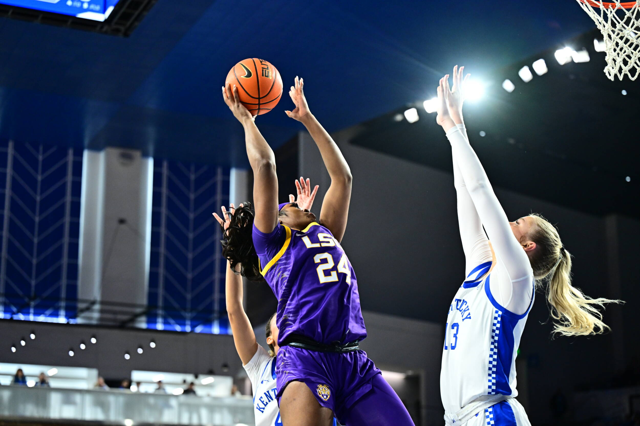 LSU Wins First Women's Basketball National Title in Record Fashion, 102-85