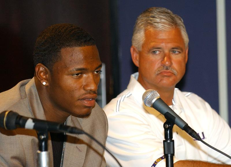 Track & Field Star Carter to Run Professionally - LSU - The Official ...