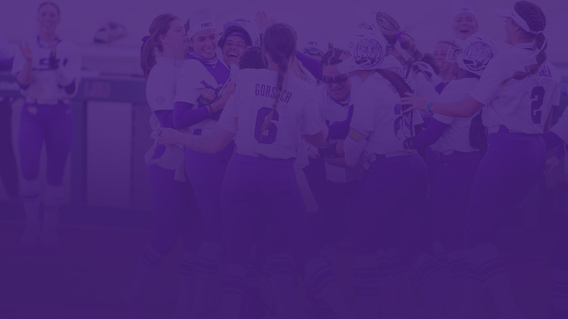 LSU_Softball_team_Celly_Roster_BannerImage f5a18e3a-lsu_softball_team_celly_roster_bannerimage